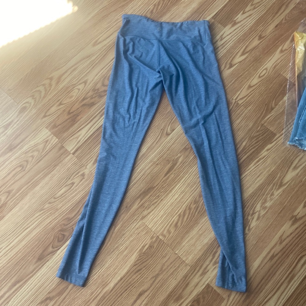 Lululemon size 6 blue align legging